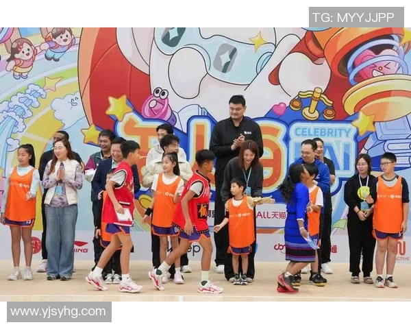 姚明篮球场上的每一个动作细节解析与技巧分享