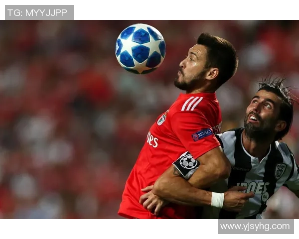 本菲卡与阿森纳友谊赛战平双方精彩瞬间引发全场热烈反响