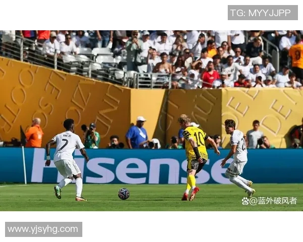 国米大胜皇马四球狂潮补时进球点燃全场热情与转会传闻交织