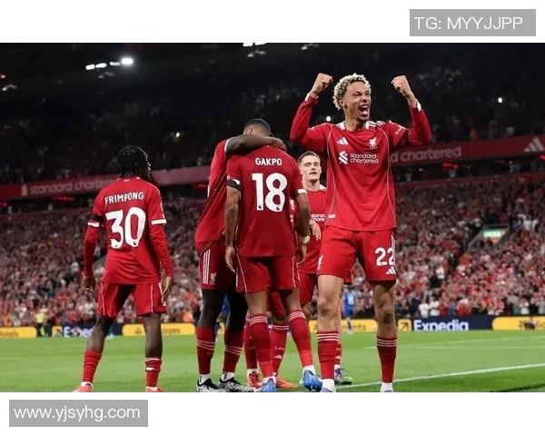 友谊赛惊现红牌风波利物浦与曼联战成平局引发热议 友谊赛惊现红牌风波利物浦与曼联战成平局引发热议