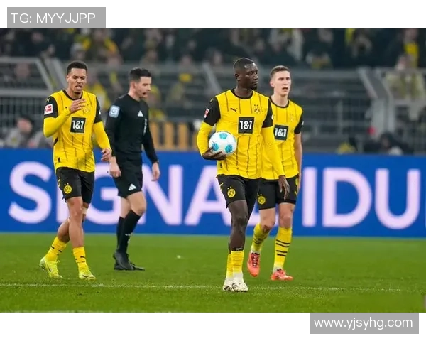 意甲焦点战巴萨与多特蒙德握手言和0比0冷门引发全场热议