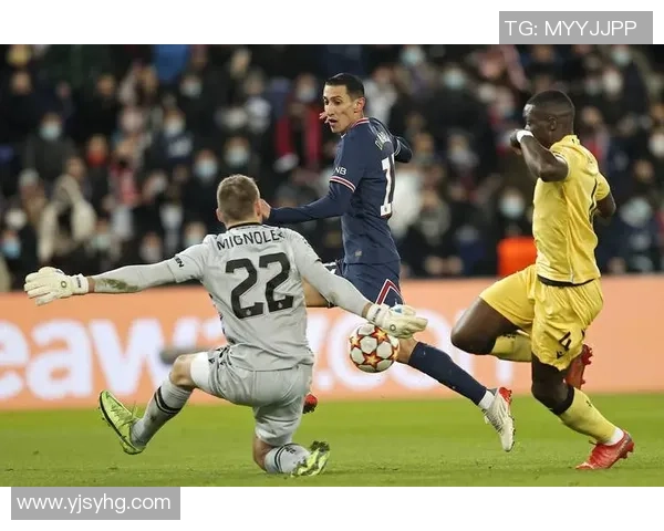 德甲精彩对决巴黎圣日耳曼逆转莱比锡神扑引发争议判罚全场沸腾