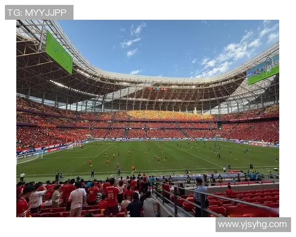 友谊赛激战成平局AC米兰与巴黎圣日耳曼的精彩瞬间回顾与分析